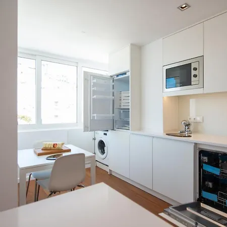 Apartament Modern Is Lisbon's Favourite Neighbourhood